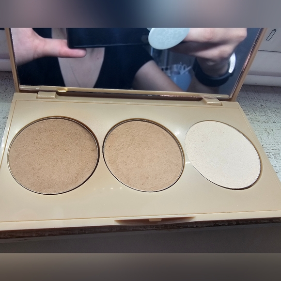 Face Sculpting Palette - Picture 3 of 3